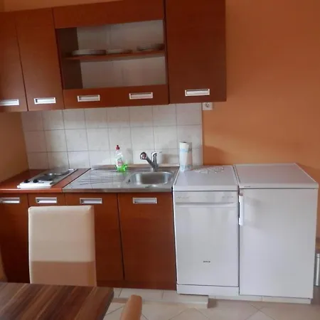 St Rialto - Comfort One-bedroom With Balcony Apartment